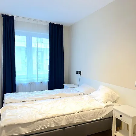 Lejlighed Prime - Modern 1 Bedroom With Parking Included & Balcony *