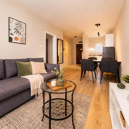 Prime - Modern 1 Bedroom With Parking Included & Balcony 부다페스트